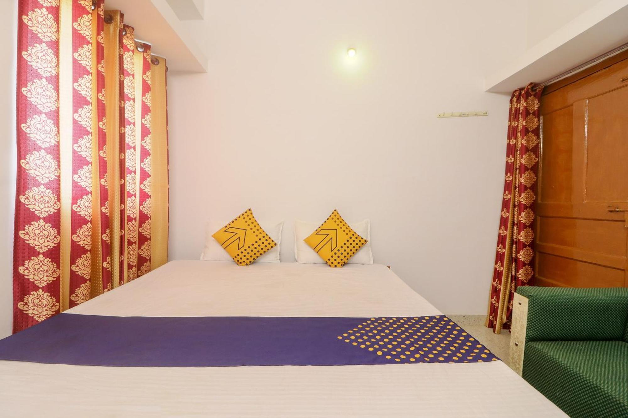 Spot On Hotel Om Kanha Биласпур Экстерьер фото